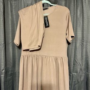 Adorable matching set.